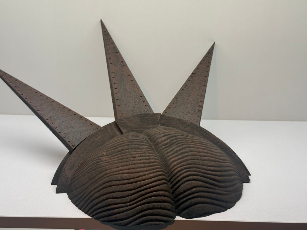 NWH crown Statue Base