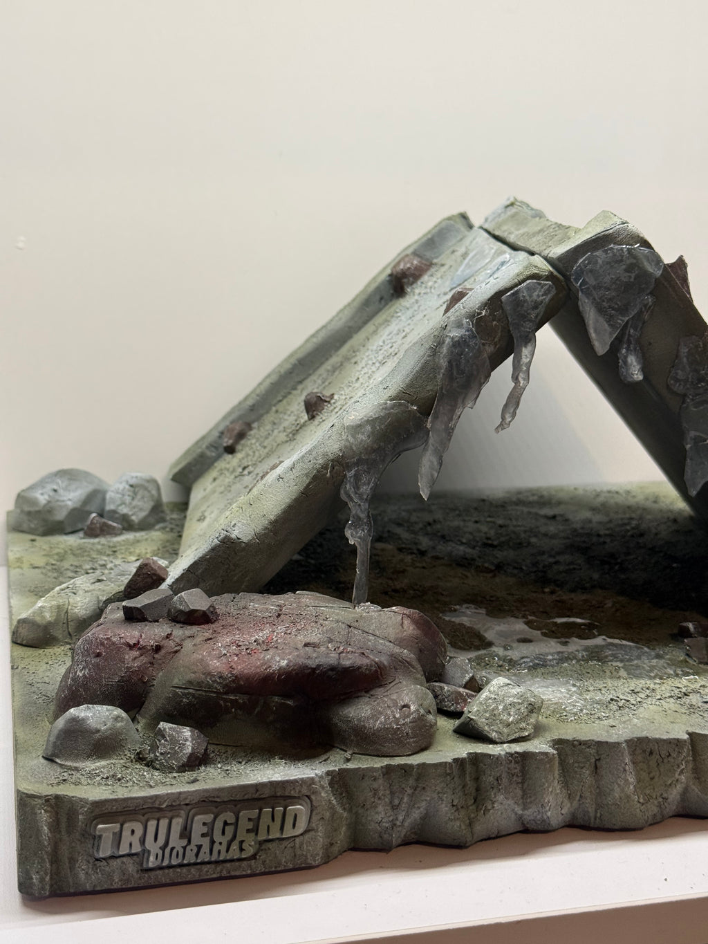 Damaged Building Spider inspired diorama