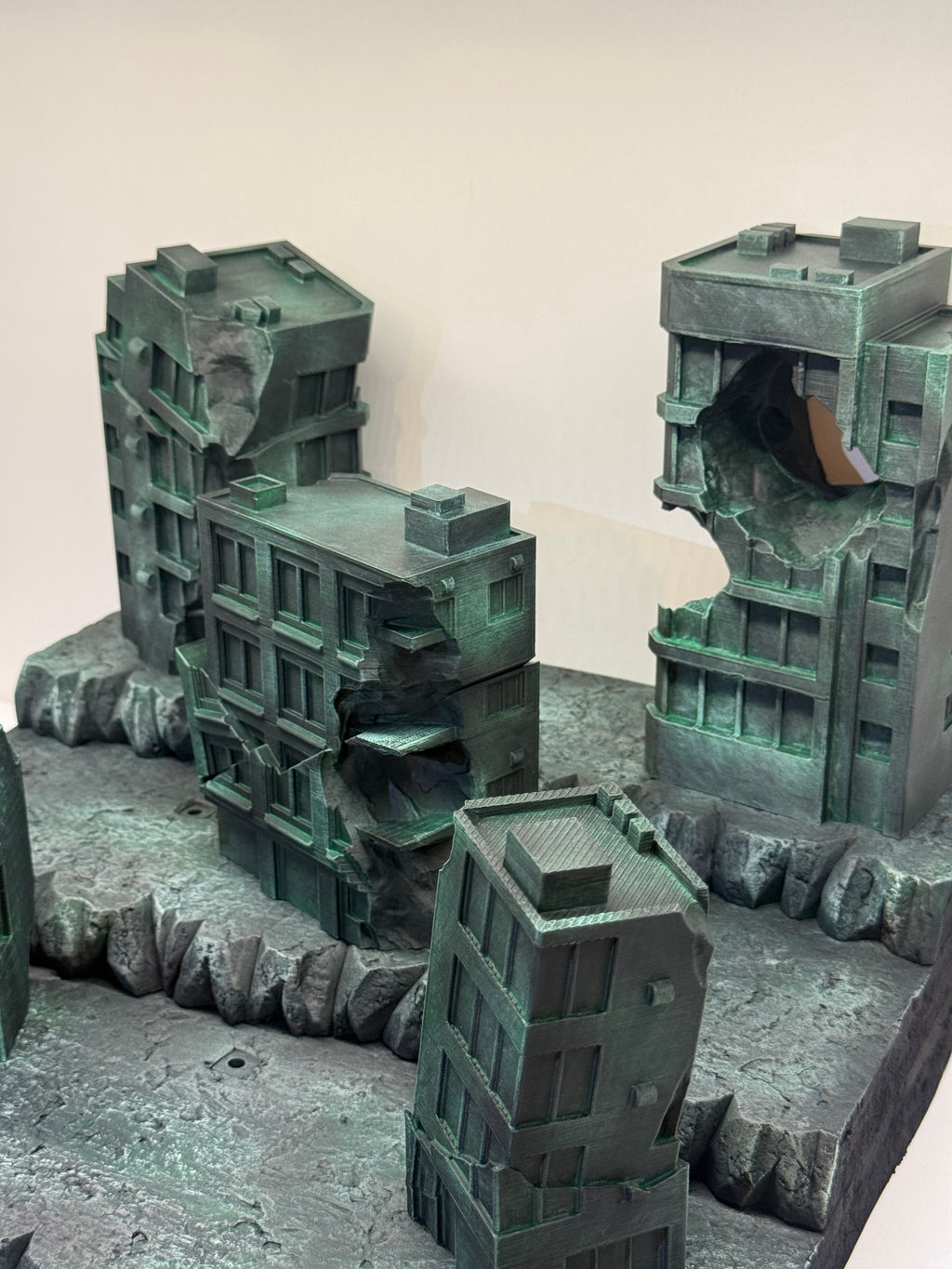 Destroyed building Diorama