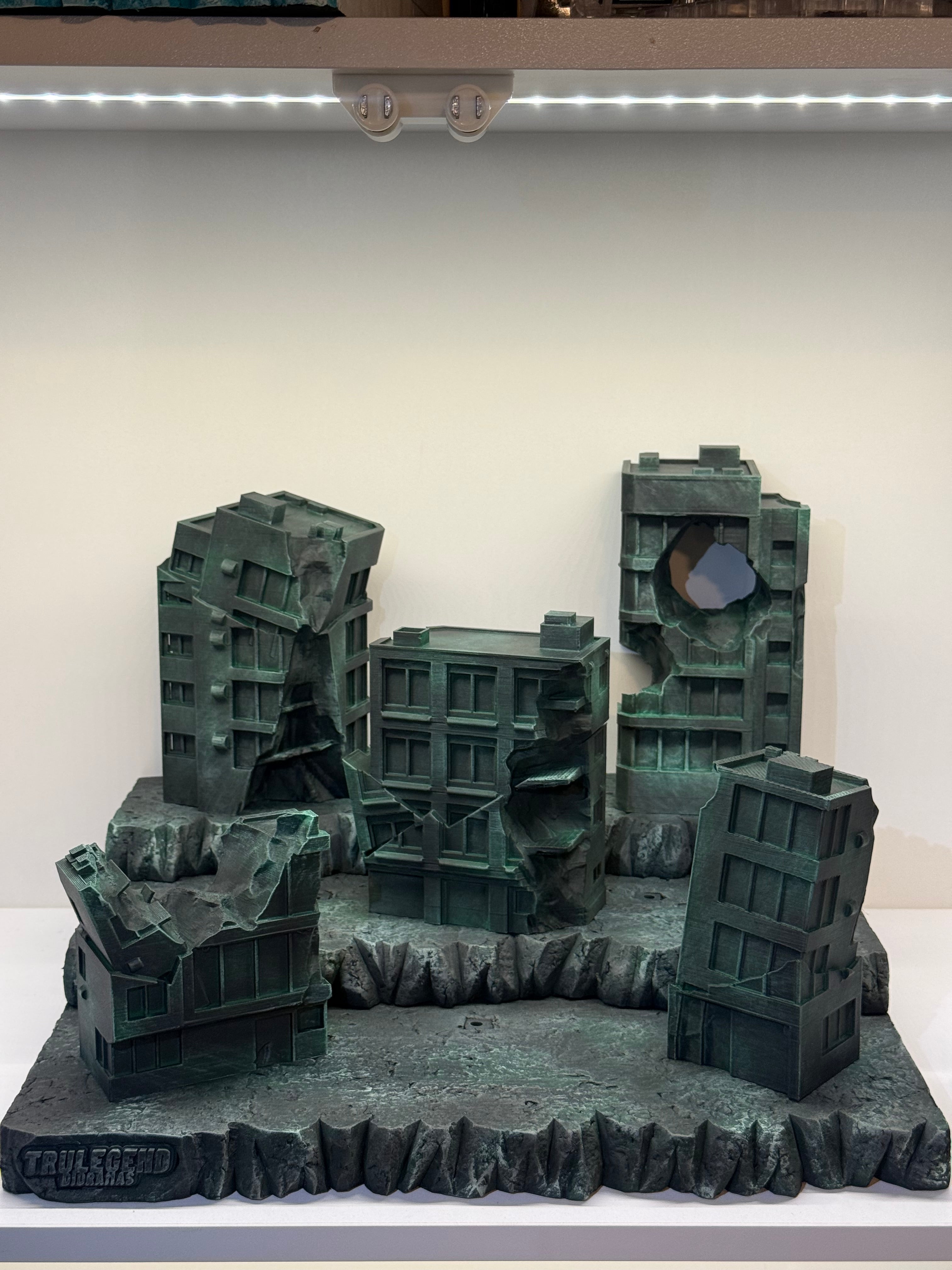 Destroyed building Diorama
