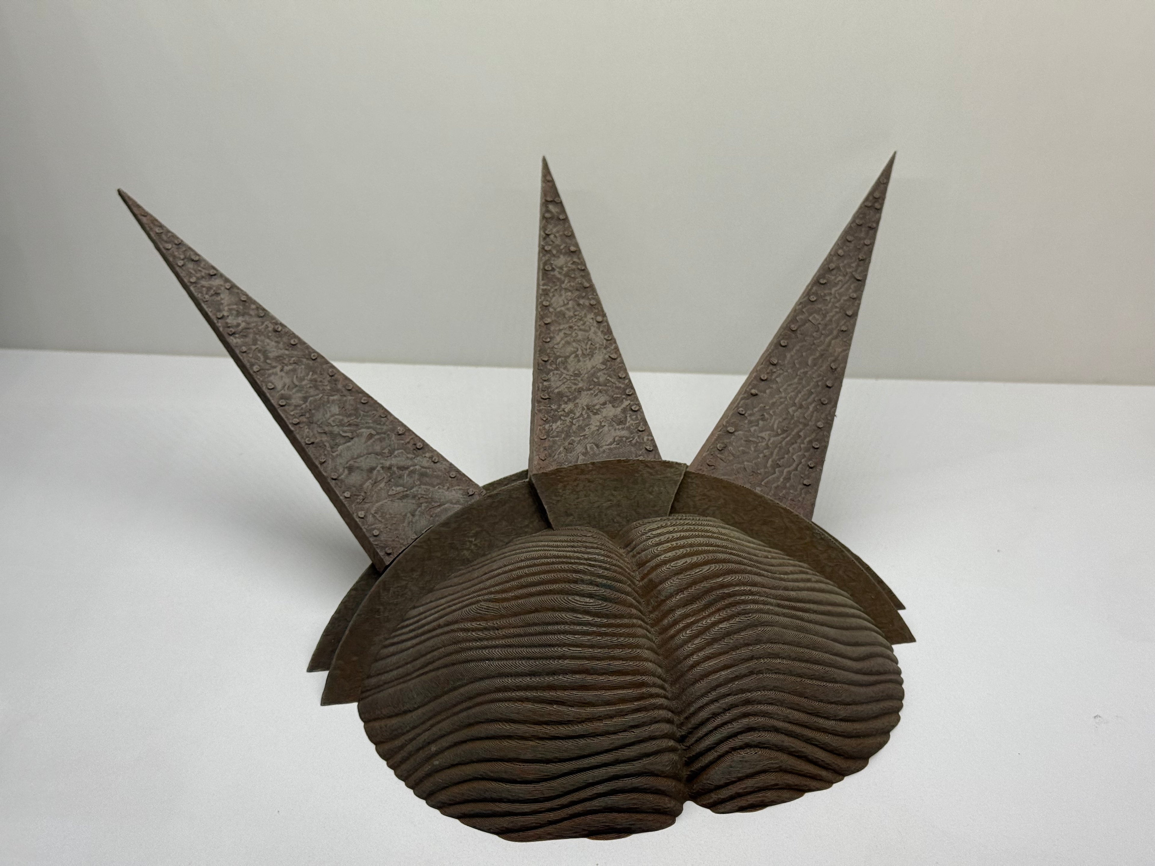 NWH crown Statue Base