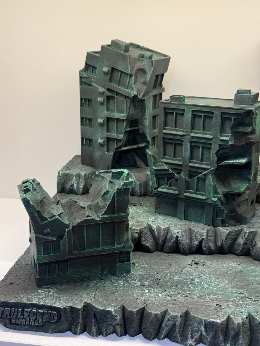 Destroyed building Diorama