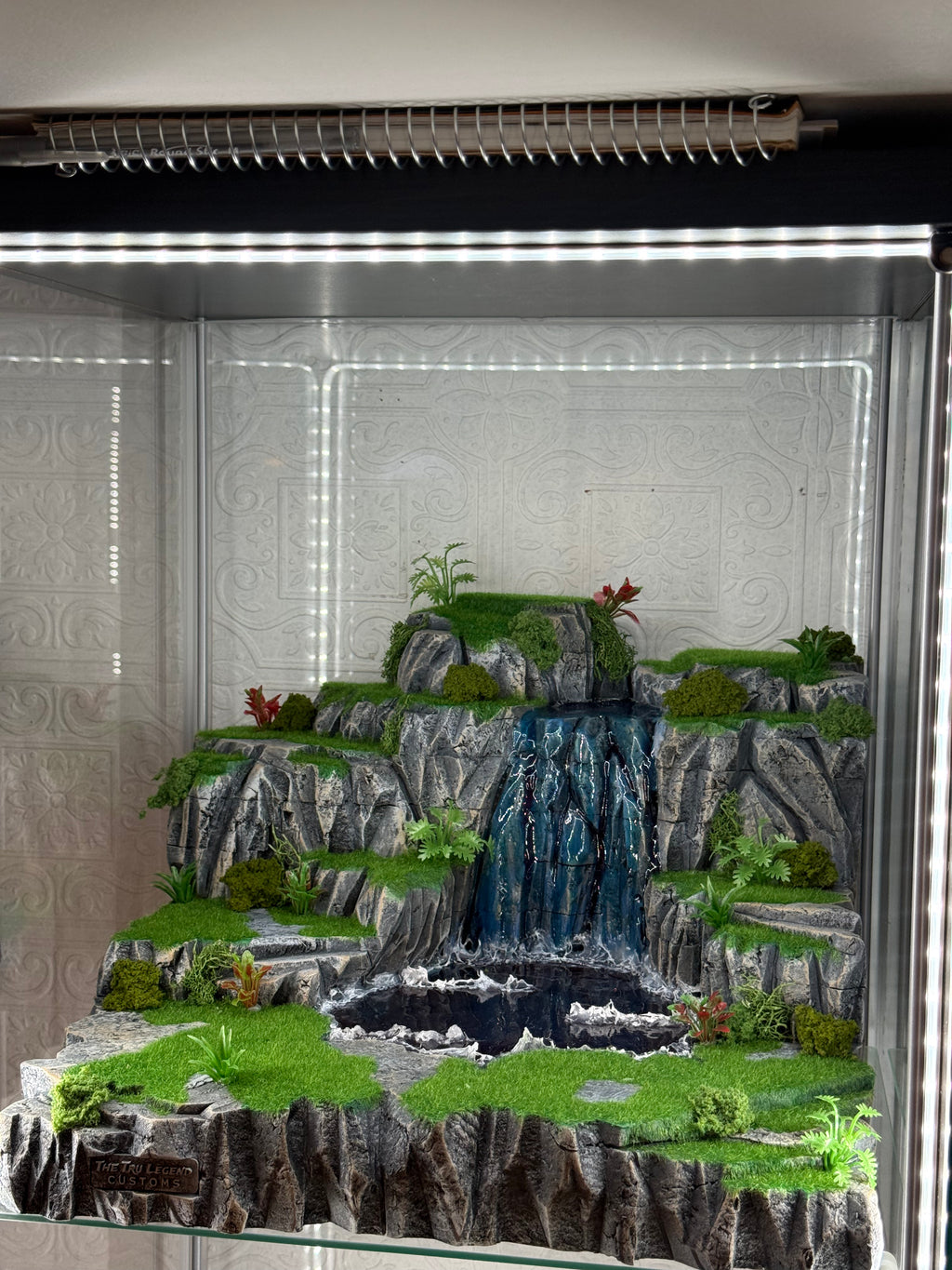Realistic Waterfall Diorama