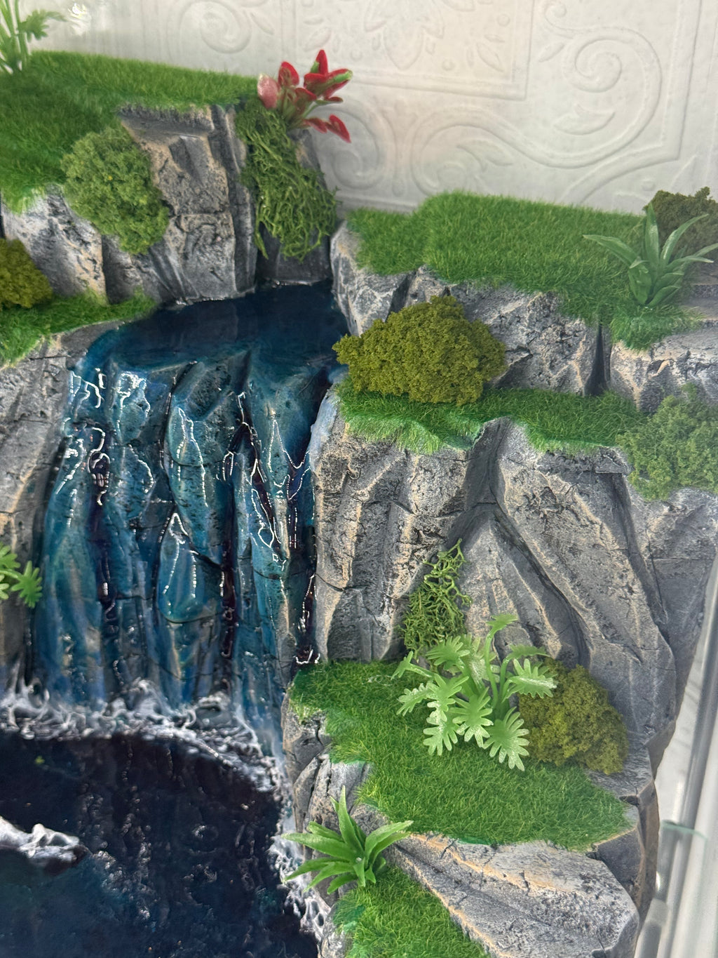 Realistic Waterfall Diorama