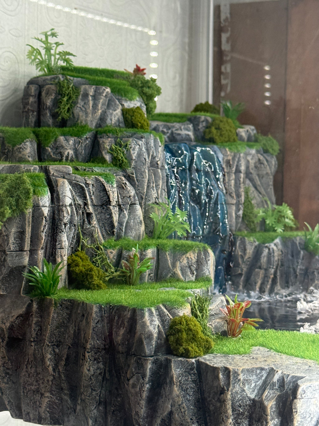 Realistic Waterfall Diorama