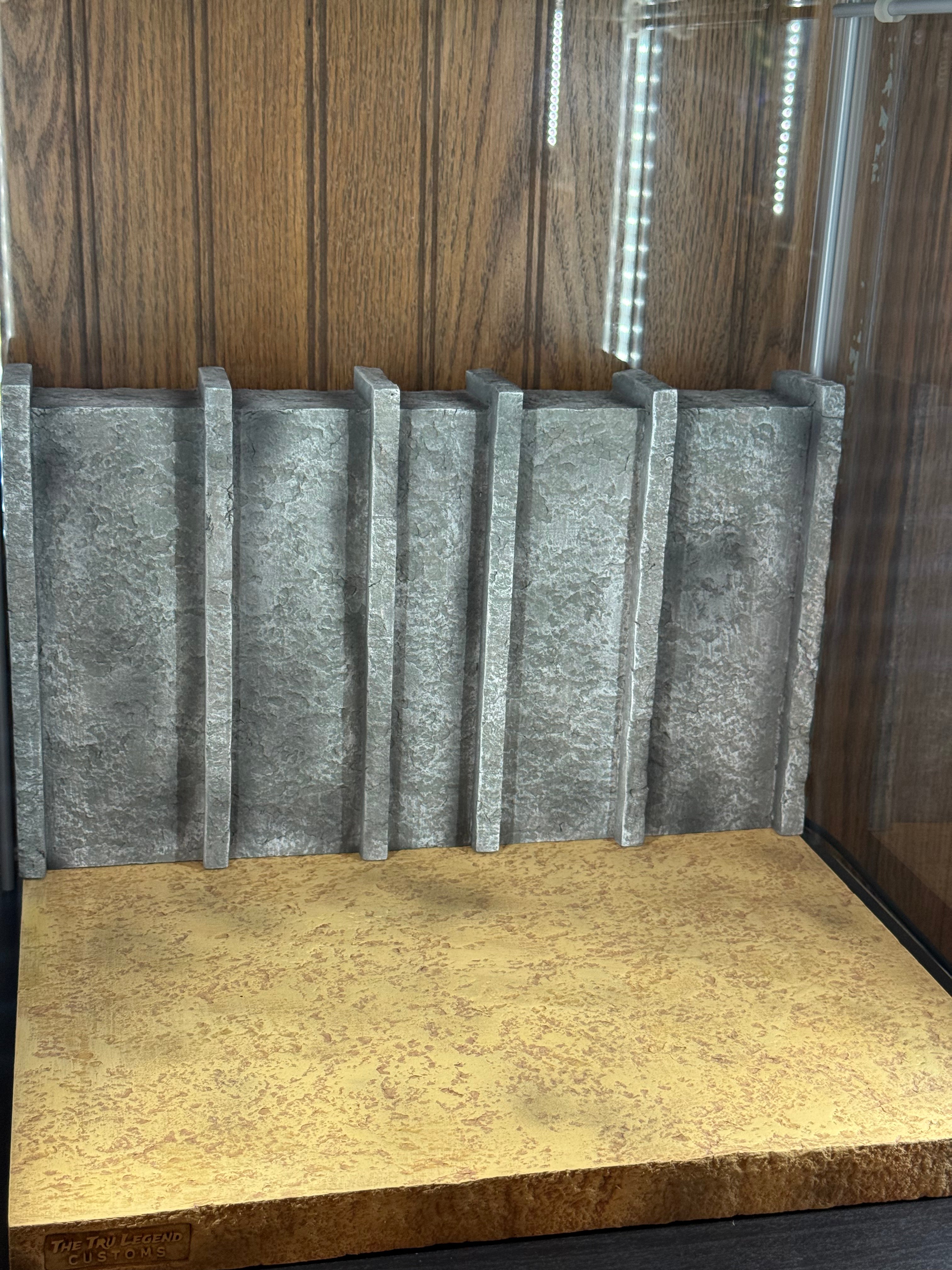 Wall + base for Titan