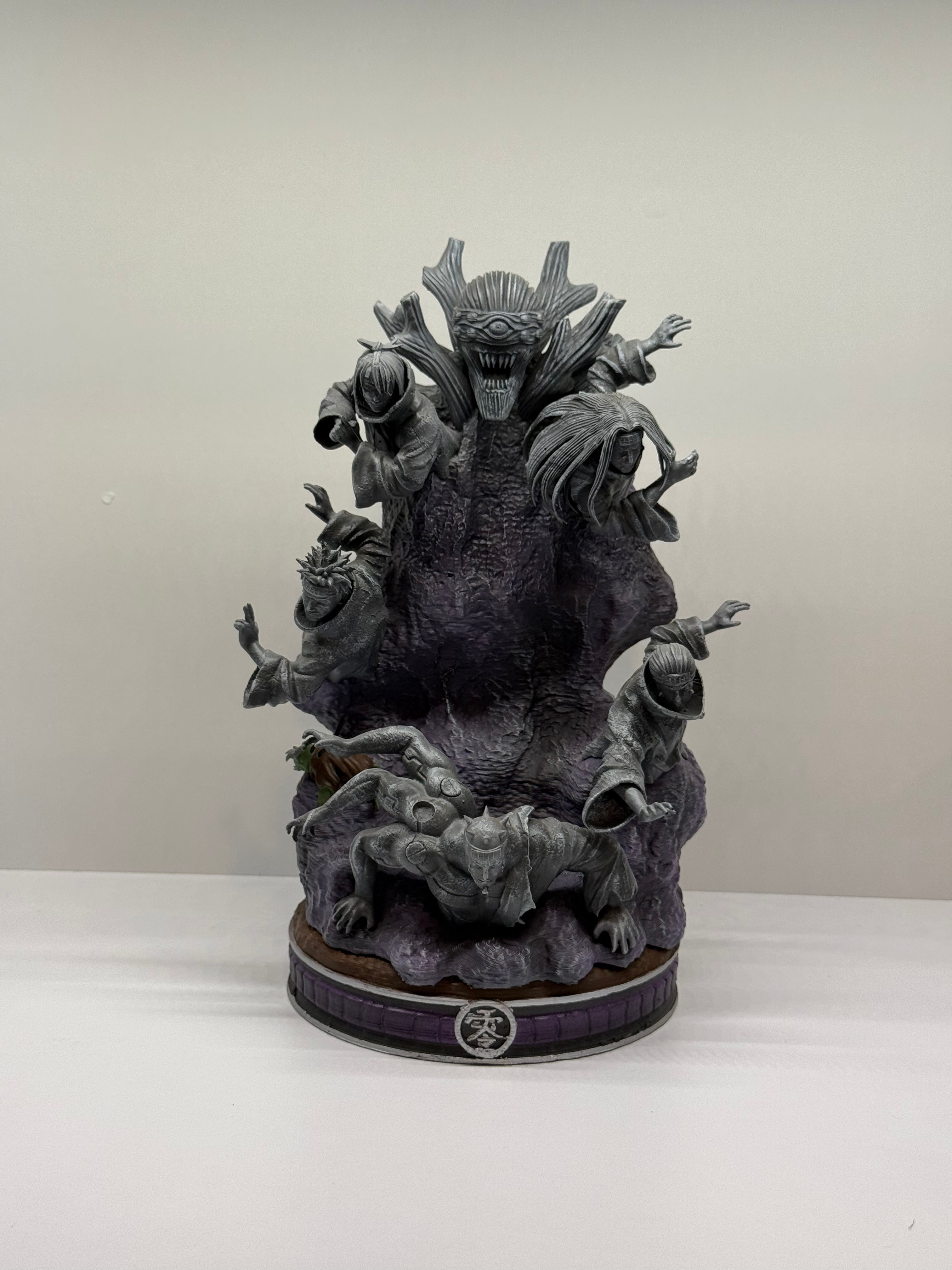 Pain Statue Base