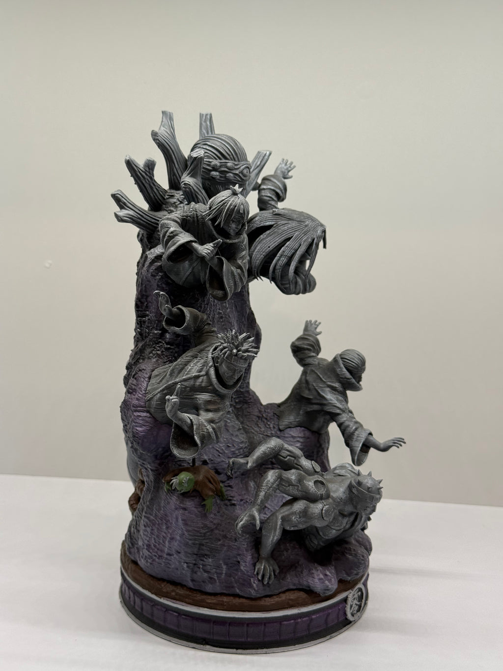 Pain Statue Base