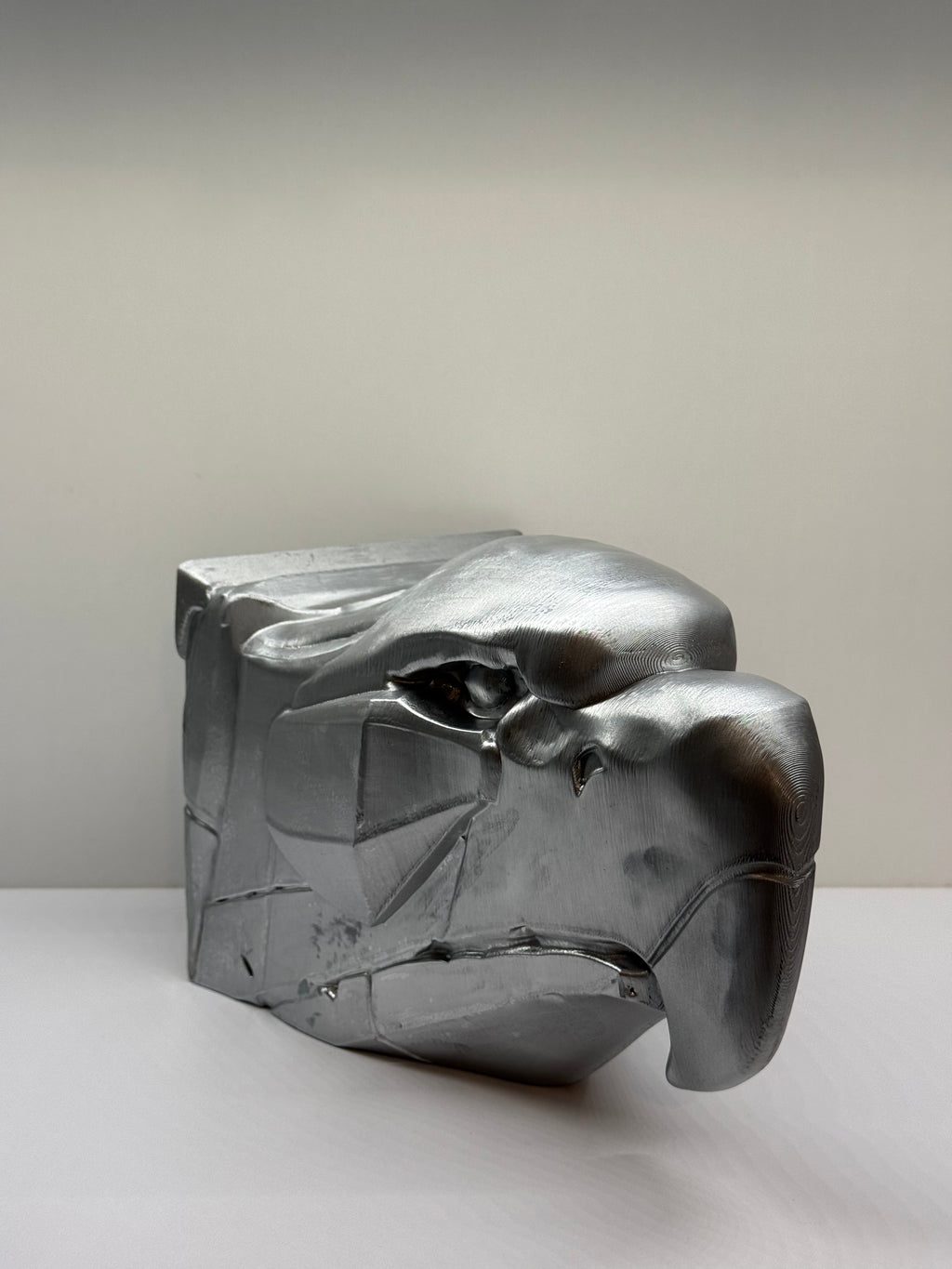 Gargoyle Statue A (Deluxe) Painted Chrome Ver.