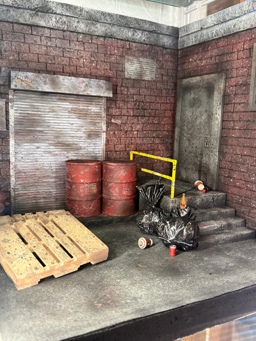 Alley Deluxe Diorama