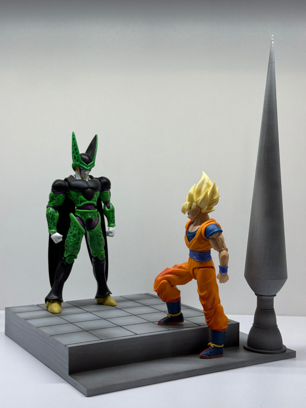 Cell Arena Light Grey V3 Large scale