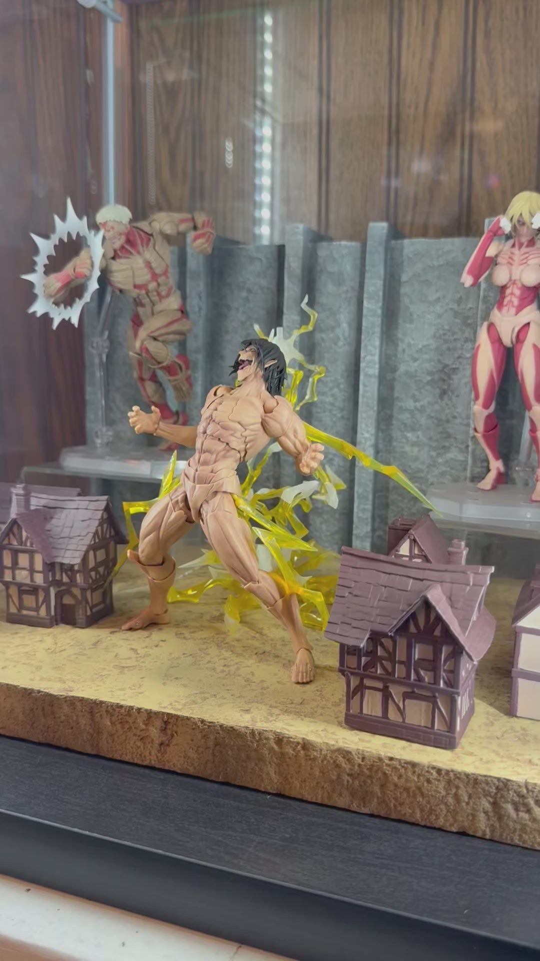 Wall + base for Titan